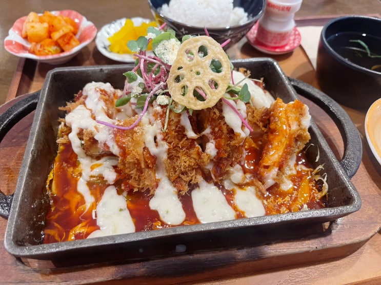  마싯내[:樂] : 매콤한 돈가스가 먹고싶어 퇴근 후 방문