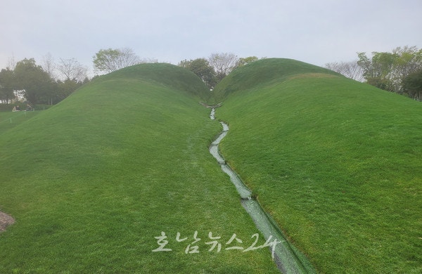  노관규 순천시정, ‘그린 아일랜드’ (동천 4차선 1km 폐쇄 후 잔디 조성) 원상복구 거짓말 논란 (제1보)