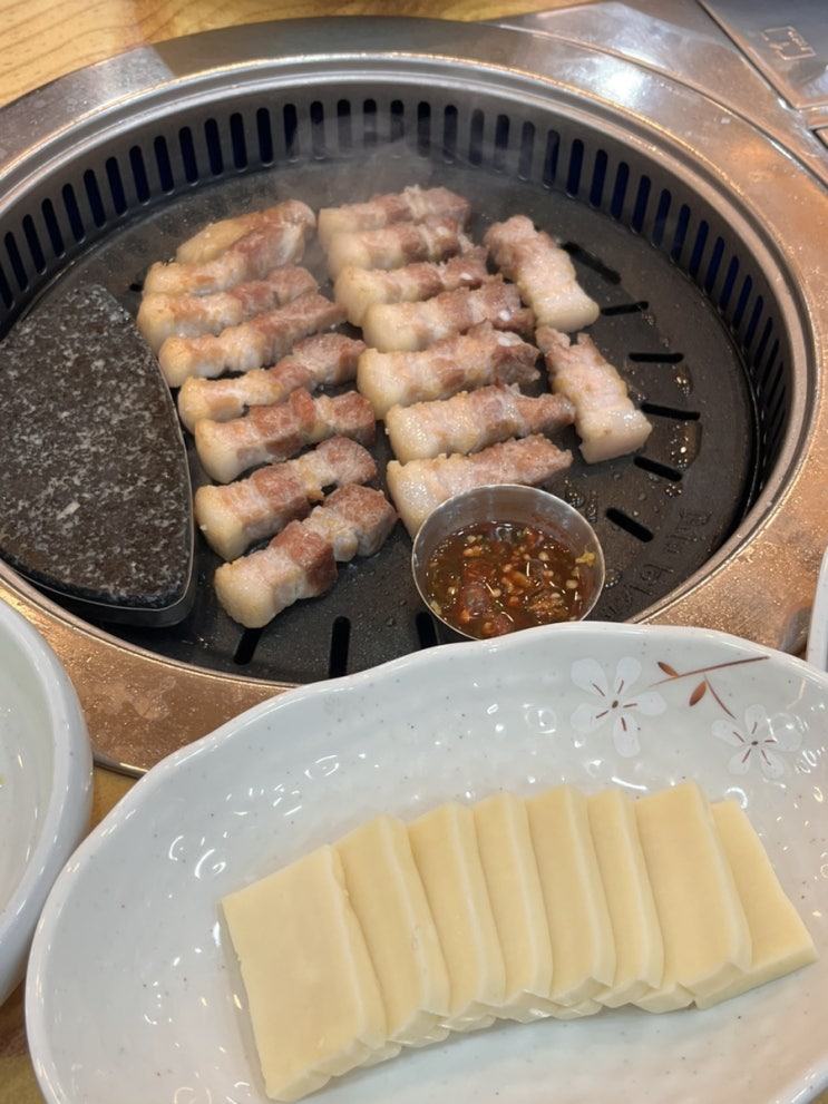  광주 신현동 찐맛집 삼겹살 맛찬들