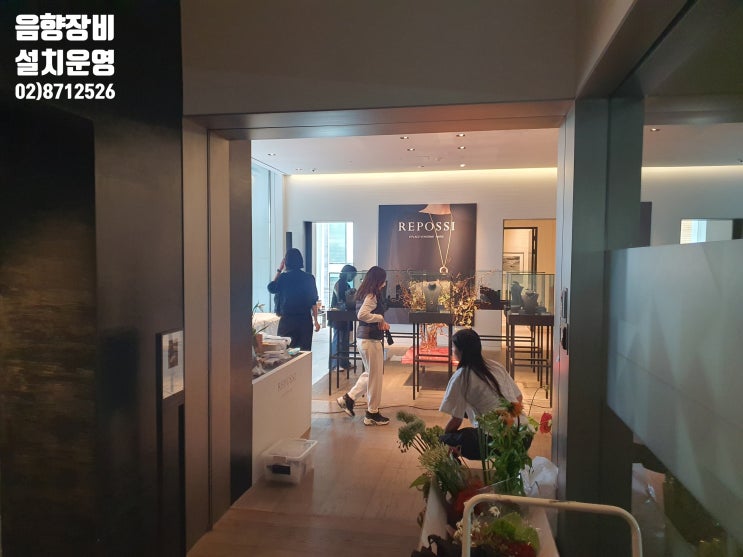 가게 매장 오픈 음향 장비 시스 무선 마이크 스피커 임대 렌탈(렌트) 설치 운영 업체에서 진행 가게 매장 오픈 음향 장비 시스 무선 마이크 스피커 임대 렌탈(렌트) 설치 운영 업체에서 진행