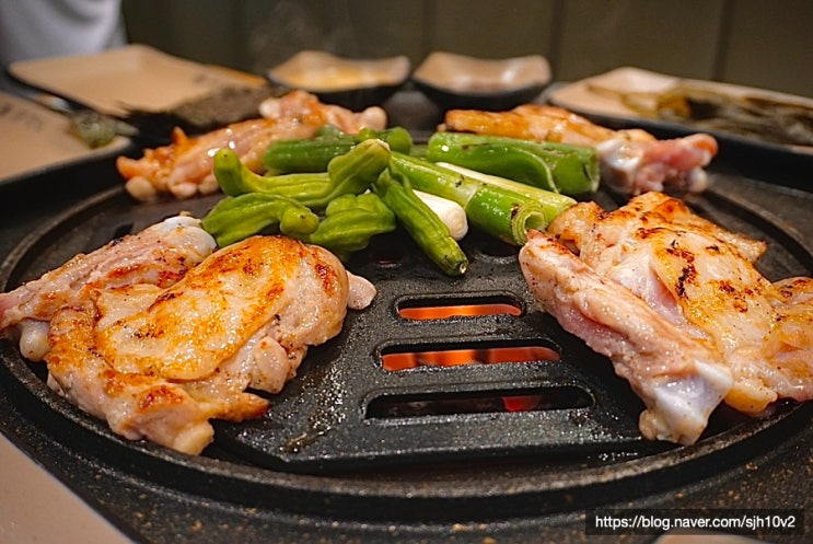  부천시청역 근처 숯불 닭갈비 맛집 팔각도 부천현대중동점