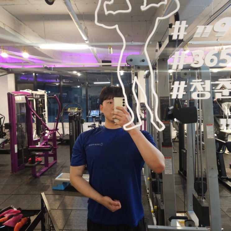 머슬핏 상체 와이셔츠 슈트핏 코디 만드는 240423 운동 머슬핏 상체 와이셔츠 슈트핏 코디 만드는 240423 운동