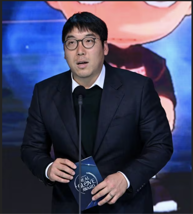  김현수 선수협회장 “오재원 사건은 반인륜적 불법 행위” 규탄, 스포츠조선, 2024.04.24. 17:24