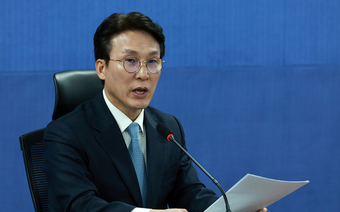 김민석, 민주 원내<b>대표 출마</b> 접었다...<b>박찬대</b> 최고위원만 <b>출마</b>... 