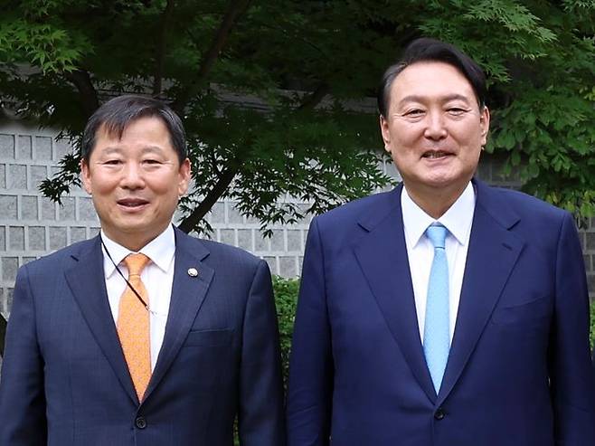 '<b>이철규</b> <b>원내대표</b>'는 국민의힘 망하는 길