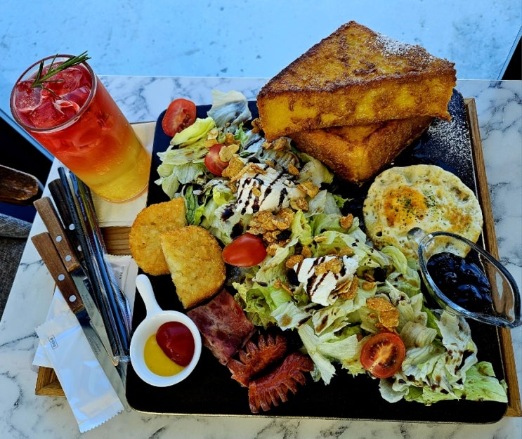  울산 언양 "우희" 초록 초록 싱그러운 논밭 뷰와 브런치 맛집