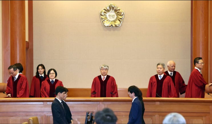 상속 <b>유류분 제도 위헌</b>, 2025년까지 인정