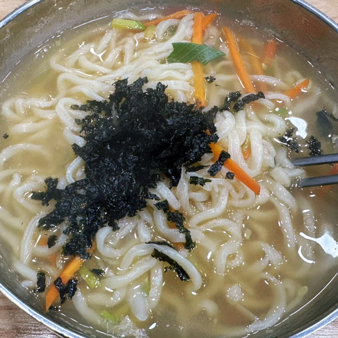  퇴사 51일차 혁주를 만나 칼국수
