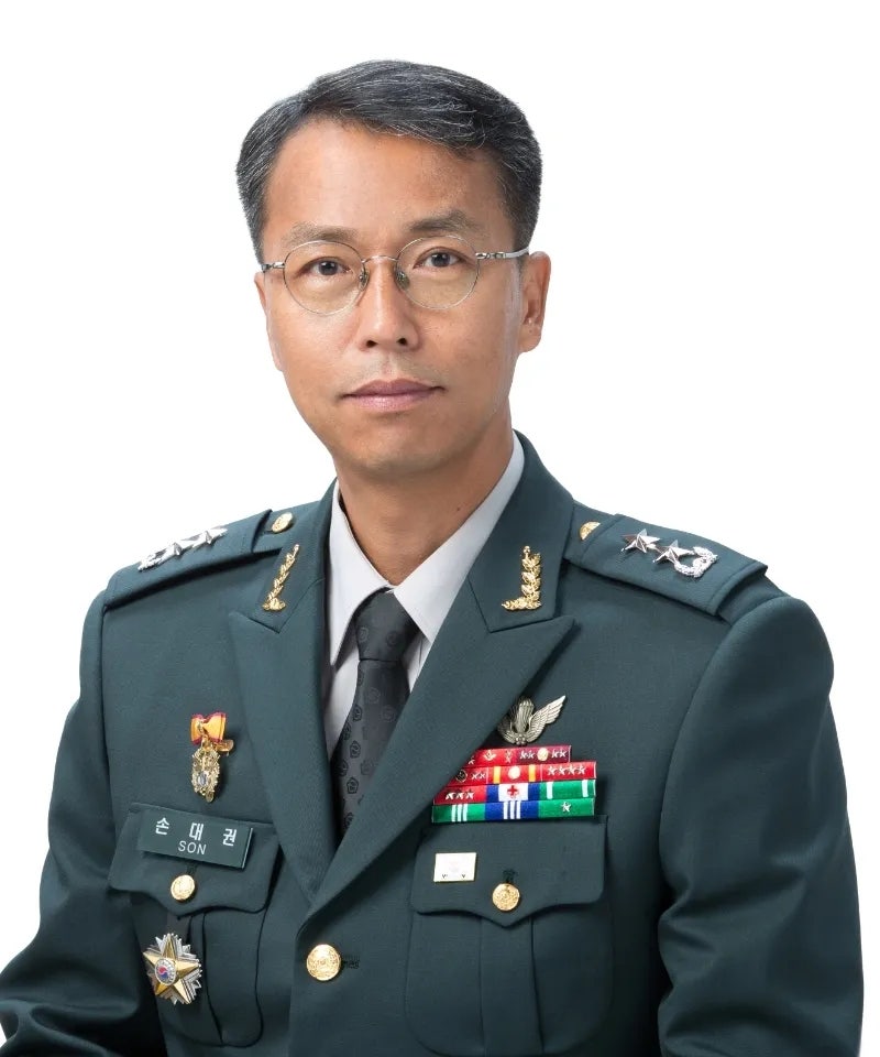 2024년 전반기 중장 및 소장 진급(중장 진급, 소장 진급, 군 장군 인사, 군 장성 인사 단행, 비육사 출신 장군 진급 ...