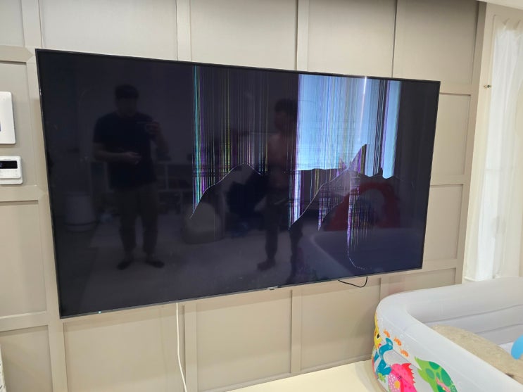  LG86인치 TV 액정 파손 패널 교체로 깨끗한 화질 시청
