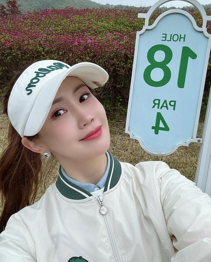  중국을 사로잡은 월드스타 이다해의 골프웨어 브랜드 말본과 함께한 여자 골프 모자 종류 중 여성 썬캡 코디