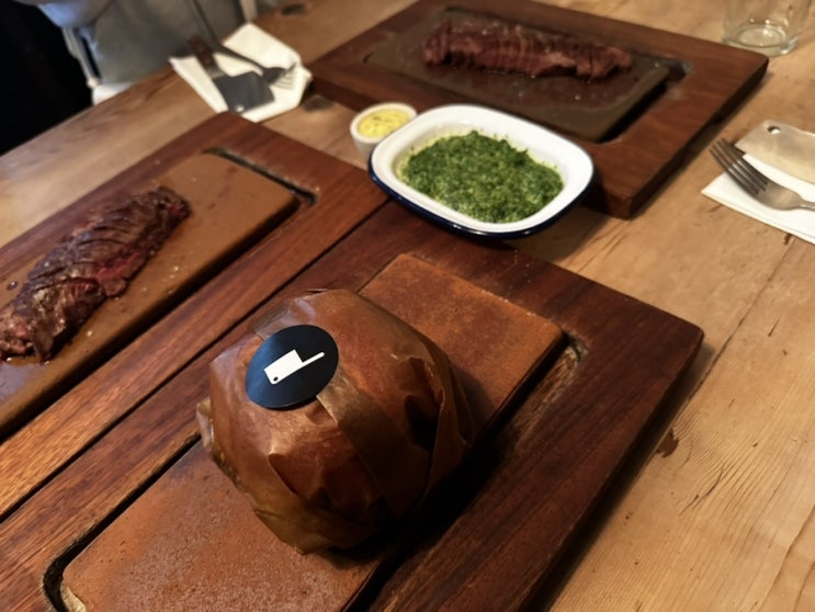  런던에서 꼭 가봐야할 스테이크 맛집, Flat Iron