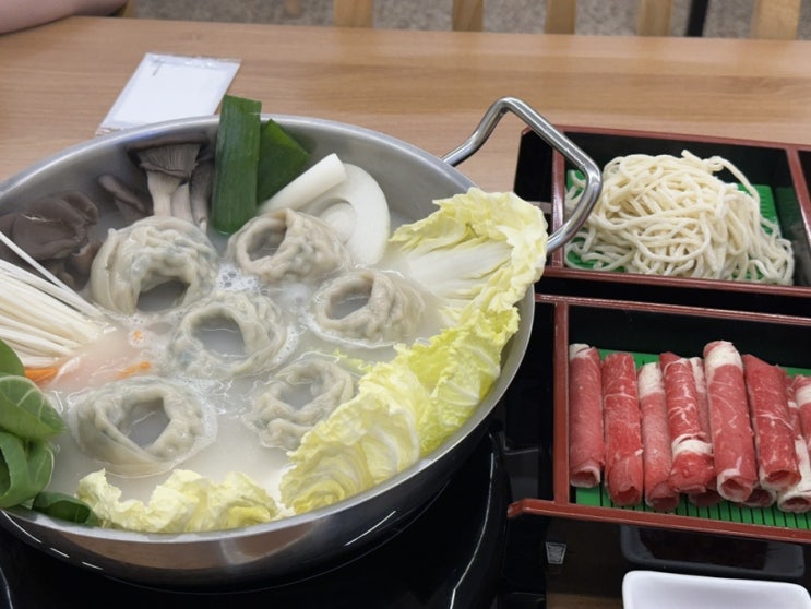  신동맛집 명동만두전골 수원신동점 칼국수맛집
