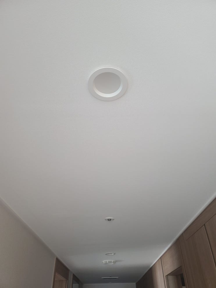  송도동 거실 복도 간접 조명등 다운라이트 확산형 셀프 DIY 교체 방법