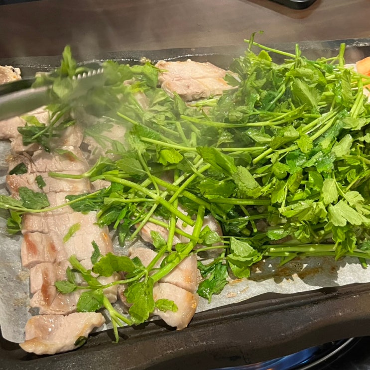  [샛강역 맛집] 여의도 미나리 삼겹 | 여의도역 고기 맛집, 회식 추천