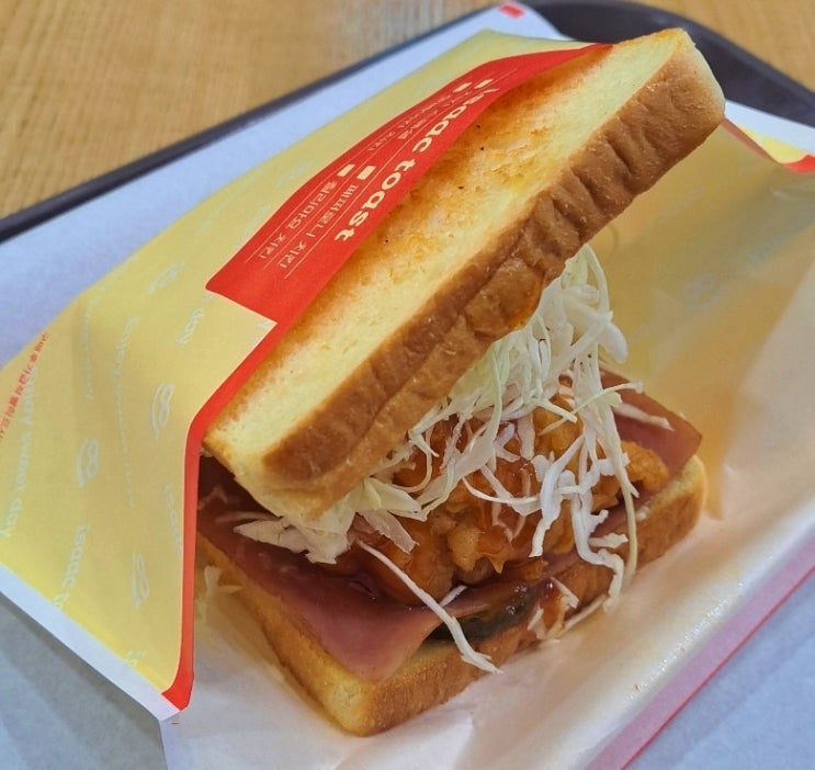  이삭토스트 치킨 스페셜 메뉴 칼로리 재료 가격 대기시간 맛 후기