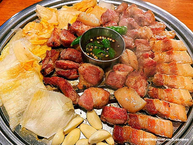  부산 시청 고기집 '부산댁 시청점' 구워져서 나오는 삼겹살 맛집