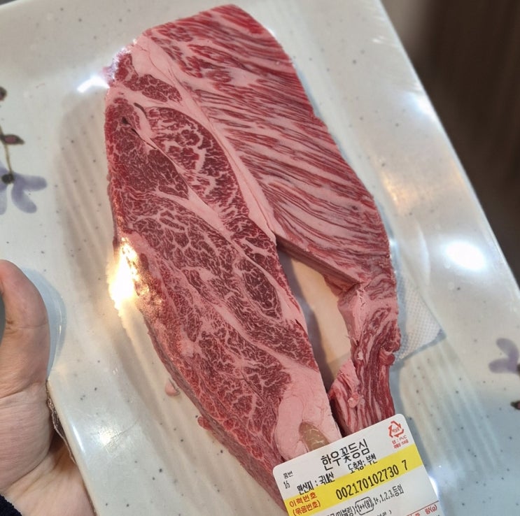  여수 한우 맛집 웅천식육식당 투쁠 소고기 정육식당