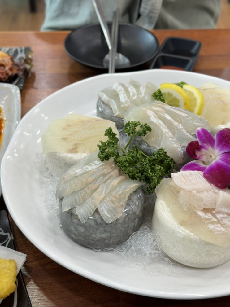  용인 기흥역 횟집 바다향수산 수원cc 근처 다양한 밑반찬 맛집