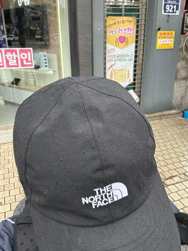 노스페이스 고어텍스 모자 후기 실제로 두번구매 실전생존 필수 방수모자