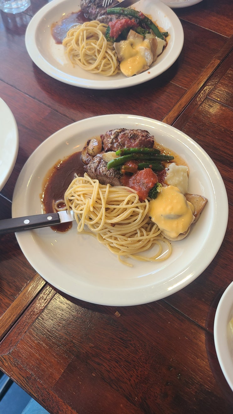  대치동 스테이크 맛집 : 버닝스톤의 런치 세트를 먹고 왔습니다.