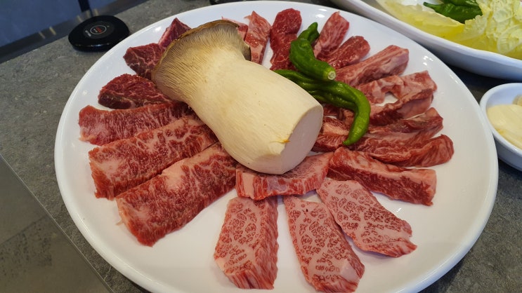  가족이랑 외식하거나 회사에서 회식하기 좋을 것 같은 동래 소고기맛집 우미정 방문 후기