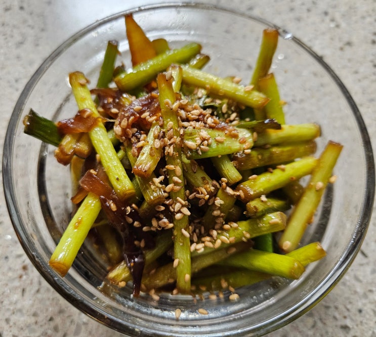  마늘종 (마늘쫑) 볶음 맛있게 만드는 방법 및 효능best 7 , 부작용