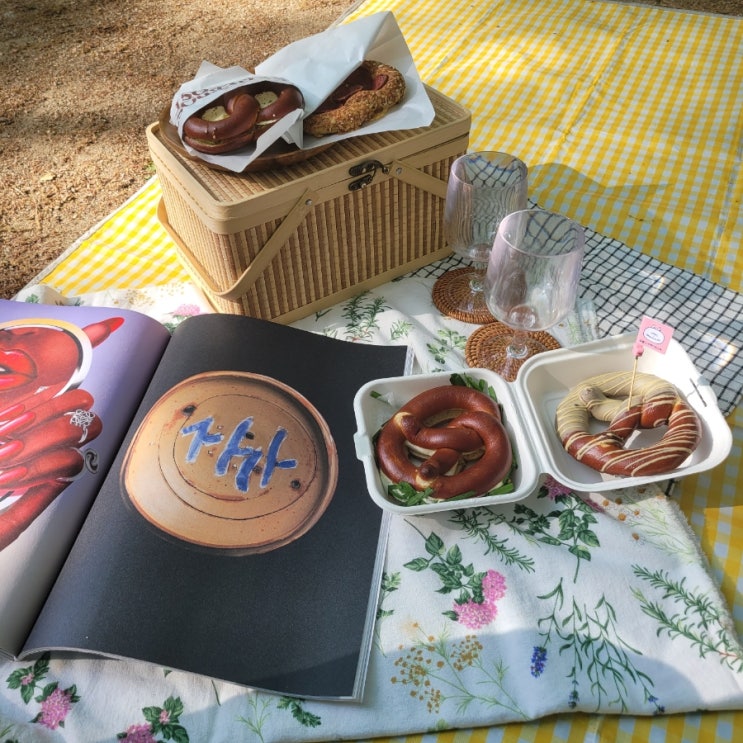  뚝섬역:[히어나우앤덴]/ 서울숲 피크닉 대여는 여기에서!
