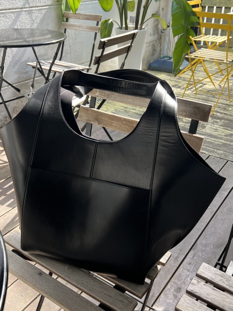  30대 여성 빅백 추천 | RSVP paris 알에스브이피 파라슈트 미디엄 블랙 리뷰(RSVP paris parachute medium black)