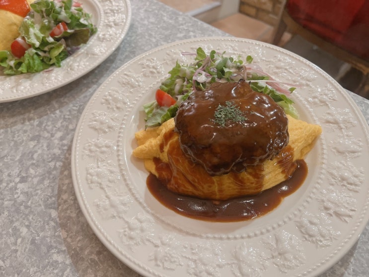  오사카 현지인이 추천하는 오므라이스 함바그 맛집 비스트로 카페 오믈렛