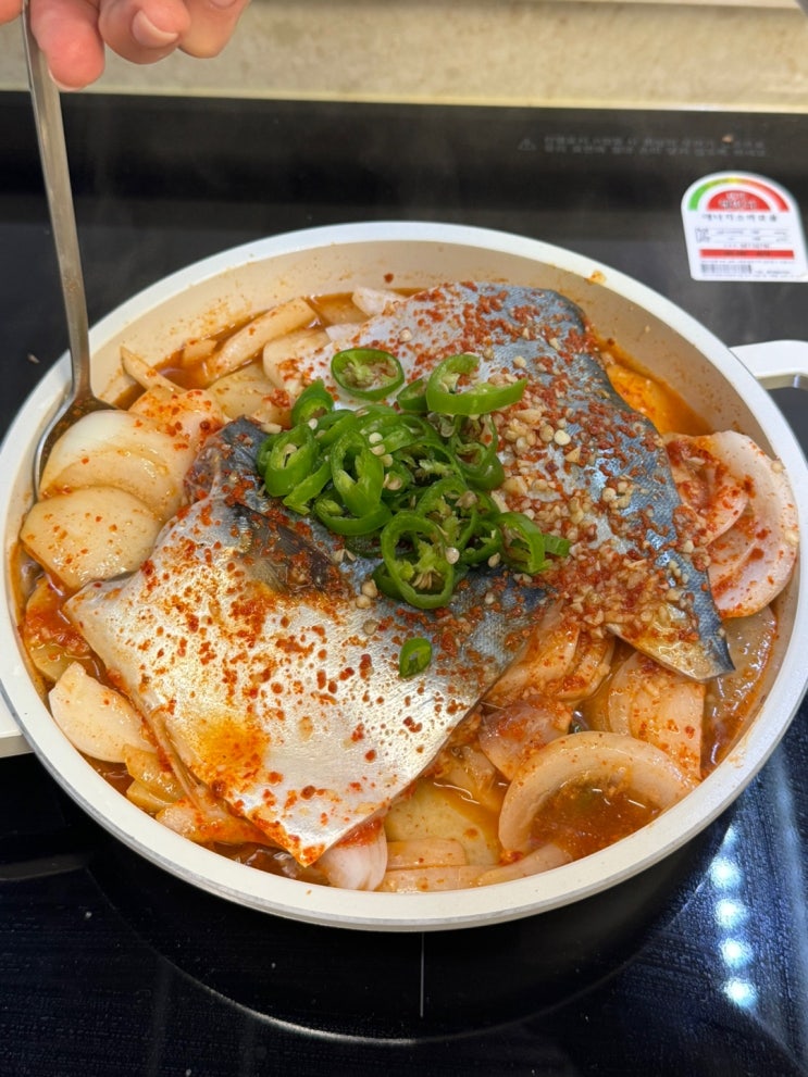  5분 야매 요리 [고등어 마늘 조림] : 초간단 밥도둑 레시피