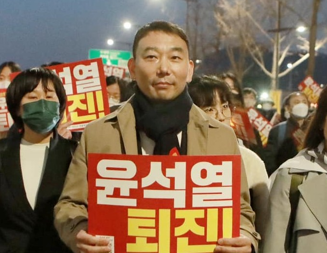 김용민 <b>이재명</b> "윤석열 <b>탄핵</b>" 외치자 진중권