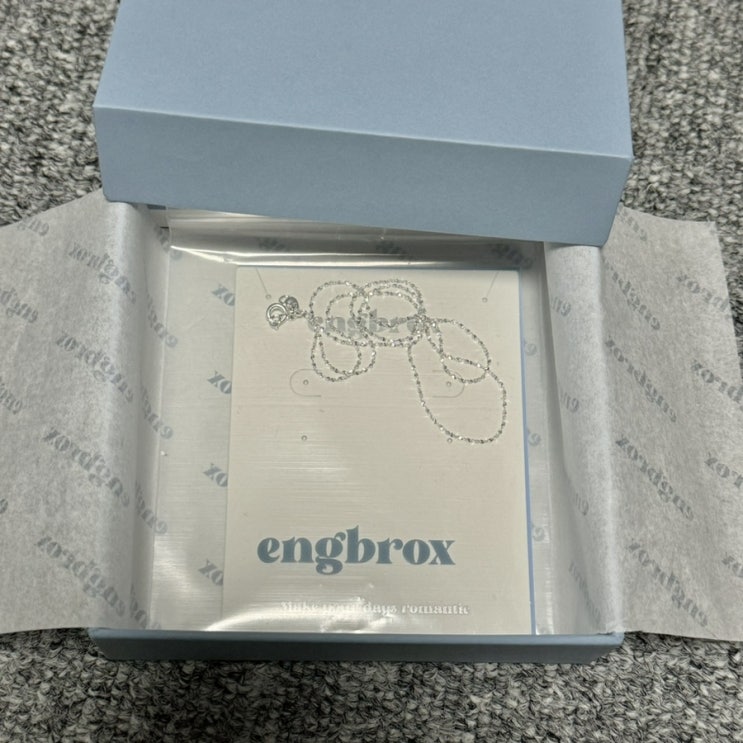  앵브록스 slim shiny necklace 목걸이