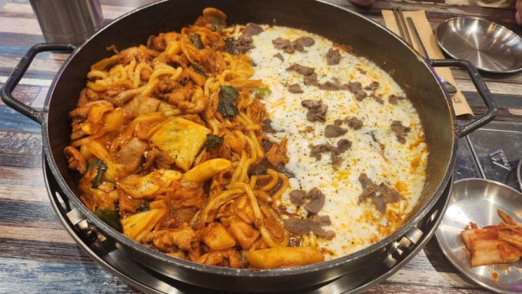  빤닭빤닭 금정역 에이케이점 : 불고기 치즈 닭갈비
