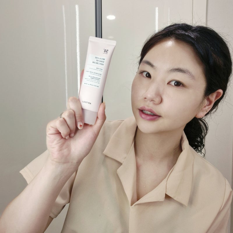 기미컷선크림)아트델리 멜라 컷 톤업썬크림 사용후기