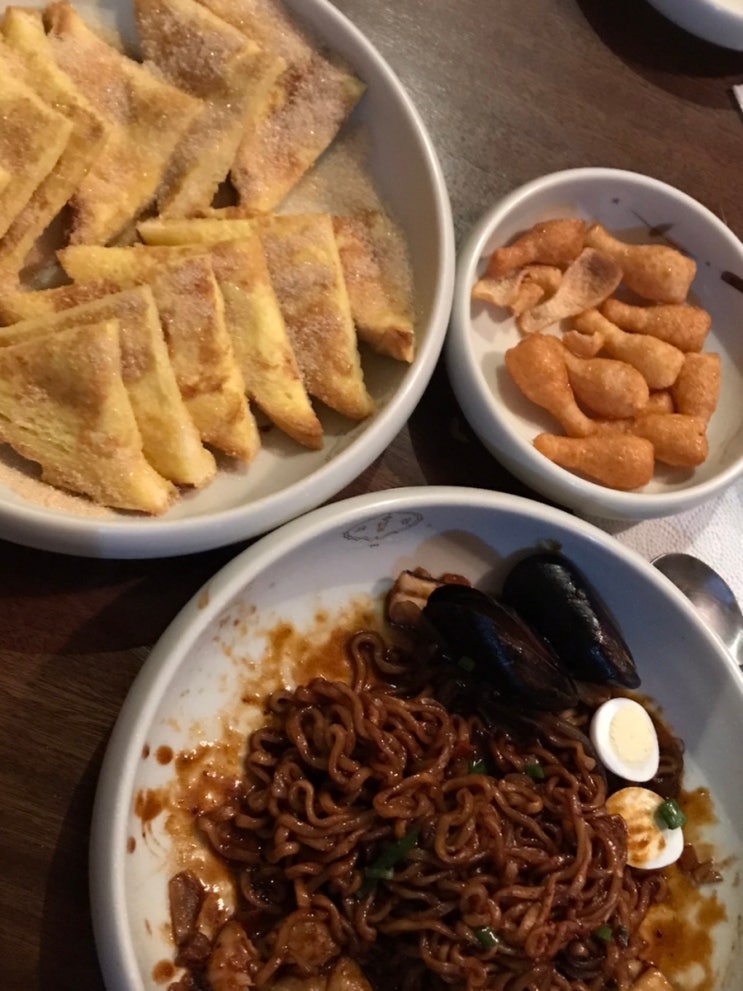 〔대구맛집〕 북구 고성동, 레트로 엔틱한 인테리어 #고성동끄티집 1차2차 다양한 안주.. 깊은 밤을 지나며 〔대구맛집〕 북구 고성동, 레트로 엔틱한 인테리어 #고성동끄티집 1차2차 다양한 안주.. 깊은 밤을 지나며