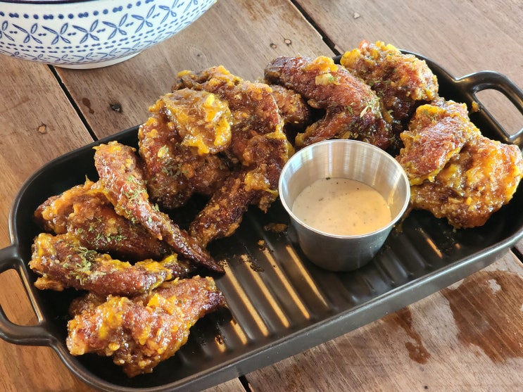  필리핀 보홀 맛집 ::빠우:: 짬뽕파스타, 씨푸드프라이드라이스, 망고윙스, 망고스무디, 솔직후기