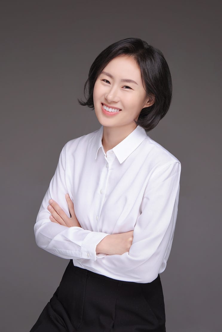  법무사 프로필(대전 그녀의사진)