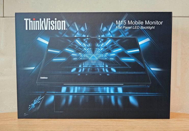  휴대용 모니터 Thinkvision M15 사용기_씽크패드 감성으로 깔 맞춤 가능한 모니터