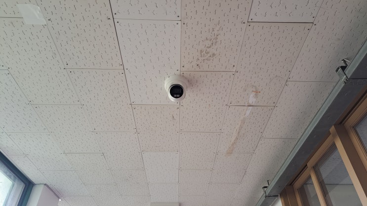  부산진중학교 CCTV 이설 작업