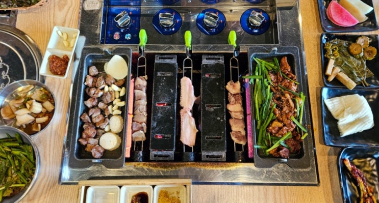  대구 근교 오리고기 회전 구이 맛집 '숲과오리 경산본점'