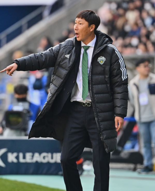 전북현대 전 <b>감독 김상식</b>, 베트남 <b>축구</b> 국가대표팀 <b>감독</b> 선임