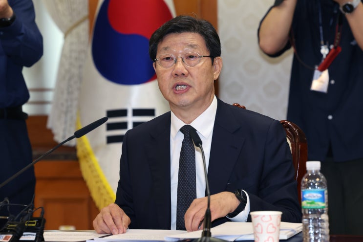 (뉴스인)<b>노연홍</b> 위원장 "영수회담서 <b>의료개혁</b> 동의에 감사...... 