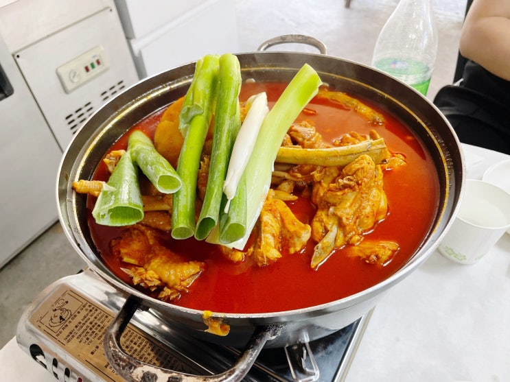  북한산 자락 동네 한바퀴가 거쳐가지 않은 맛집, 누이네 촌닭