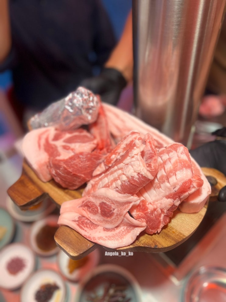  제주 혼디가든 힙한 분위기 꼭 가봐야 할 중문 흑돼지 맛집 존맛탱 후기