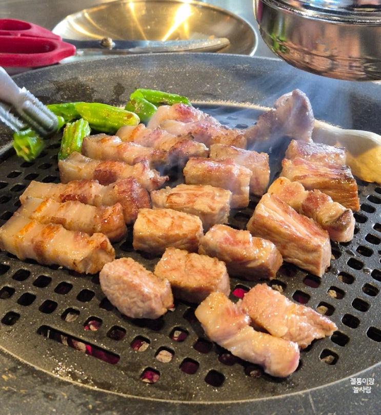  태안 고깃집 오겹살 맛집 정돈-맛있게 구워주는 반상세트