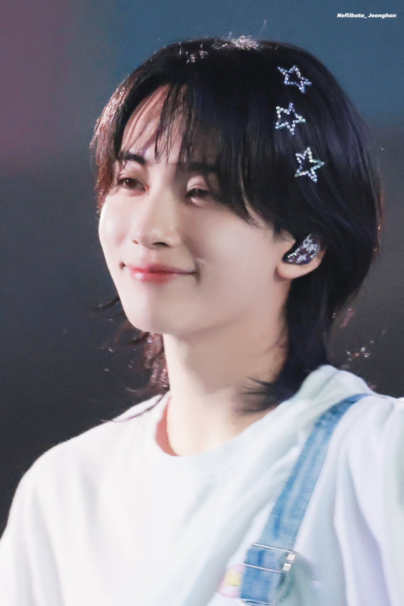 SEVENTEEN's Jeonghan Appears with Long Hair Styled with a Big Star Embellishment