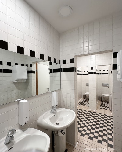 매력적인 아주 작은 욕실