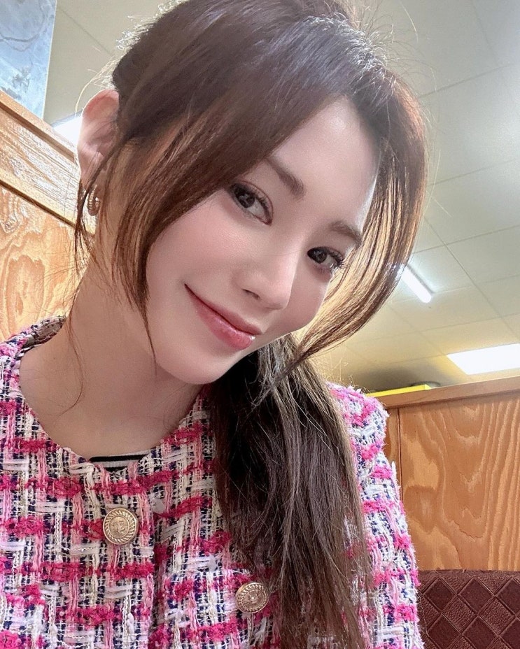 '음주운전 자숙' 애프터스쿨 출신 리지, 확 달라진 얼굴 근황...세상 밝게 하는 미소 '음주운전 자숙' 애프터스쿨 출신 리지, 확 달라진 얼굴 근황...세상 밝게 하는 미소