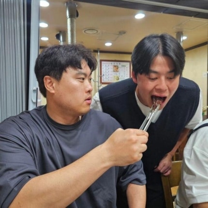 류현진 100승 노시환에게 소고기 선물